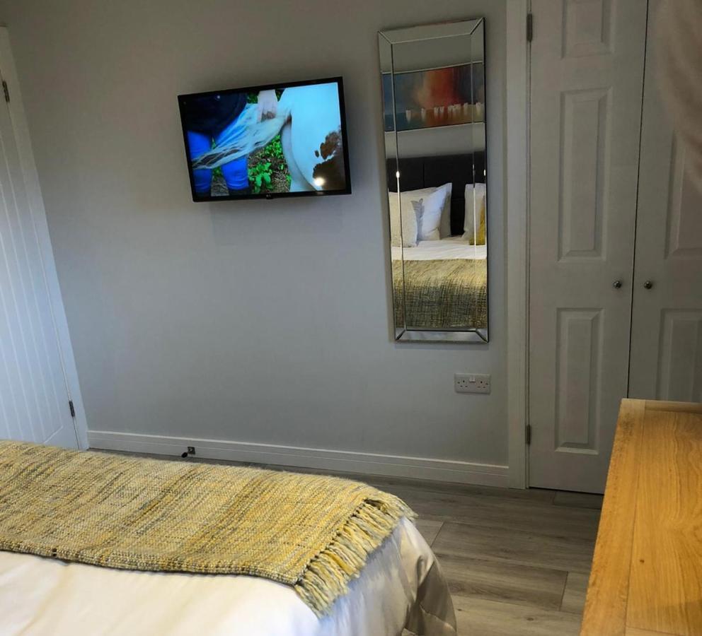 Thistledown Lodge! 5 Minutes From Beach! Free Cancellation! Хавърфордуест Екстериор снимка